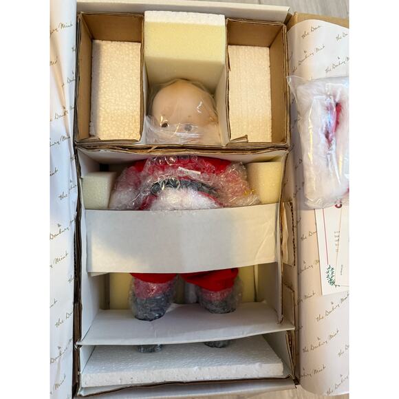 1997 Santa KEWPIE Porcelain Doll Under the Mistletoe by Danbury Mint NRFB - Picture 3 of 12